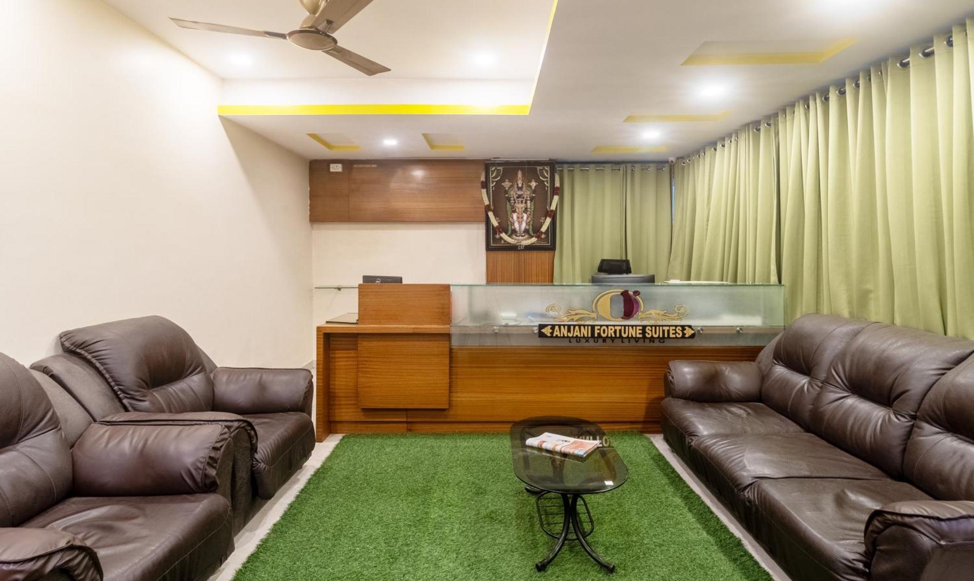 Treebo Anjani Fortune Suites บังกาลอร์ ภายนอก รูปภาพ